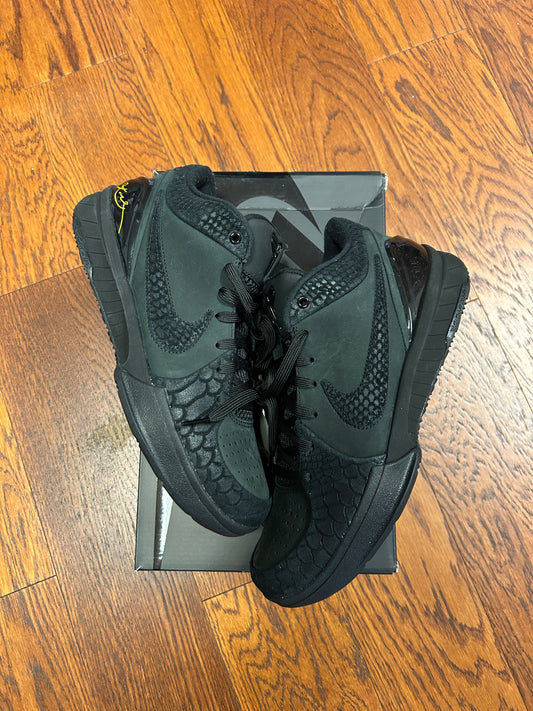 Brand New Gift of Mamba Kobe 4 (8.5)
