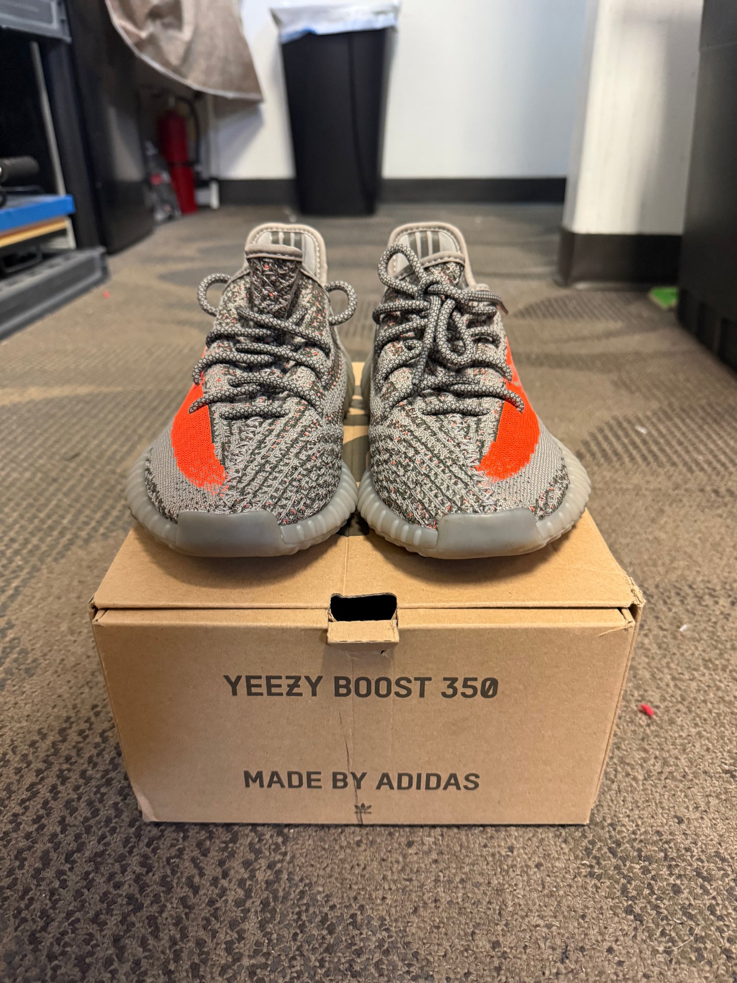 adidas Yeezy Boost 350 V2 Beluga SZ 7.5