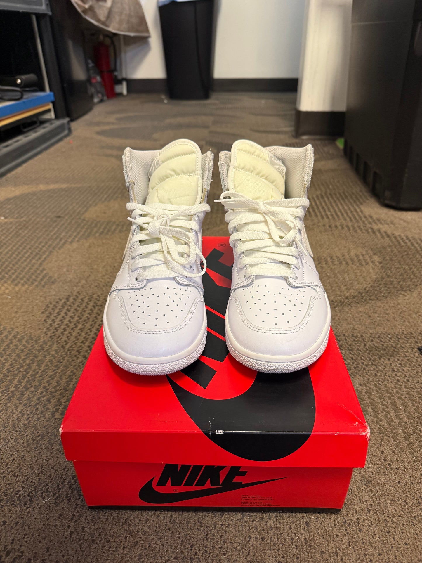 Jordan 1 Retro High '85 Neutral Grey SZ 9
