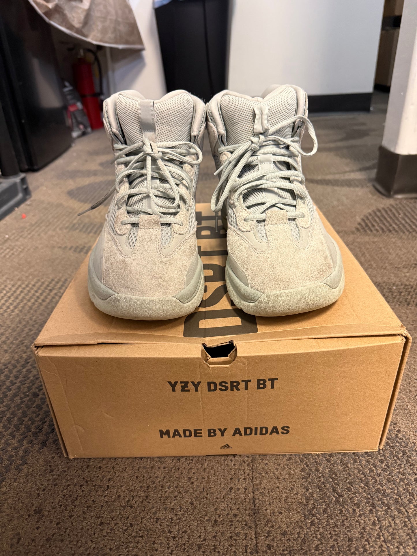 adidas Yeezy Desert Boot Salt SZ 9