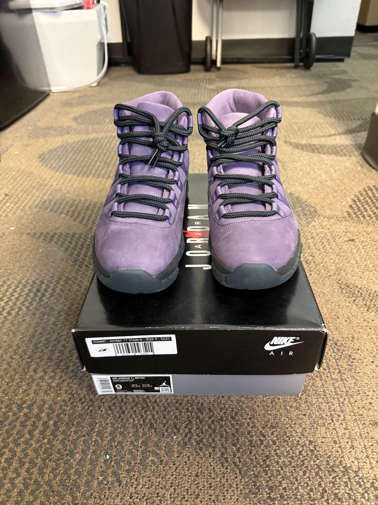 Jordan 11 Retro Mojave SZ 9