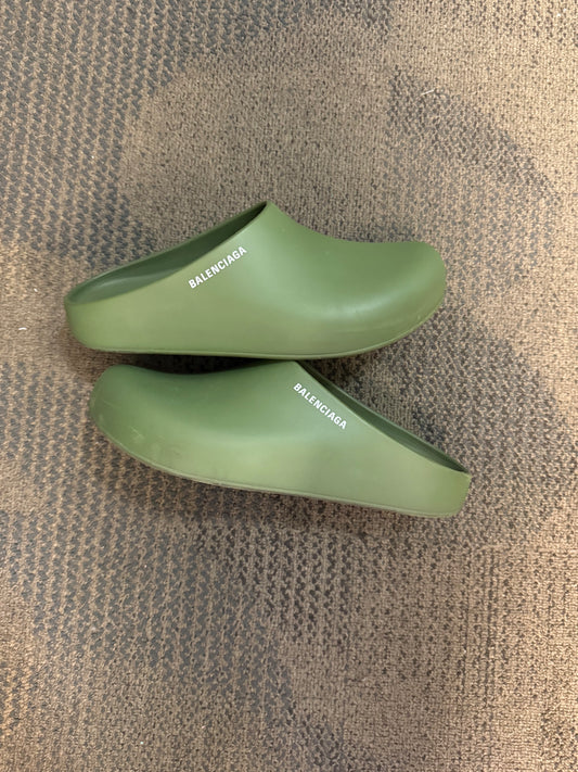 Balenciaga Pool Closed Slide Dark Green SZ 42
