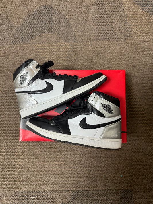 WMNS Jordan 1 Retro High OG Silver Toe SZ 10.5