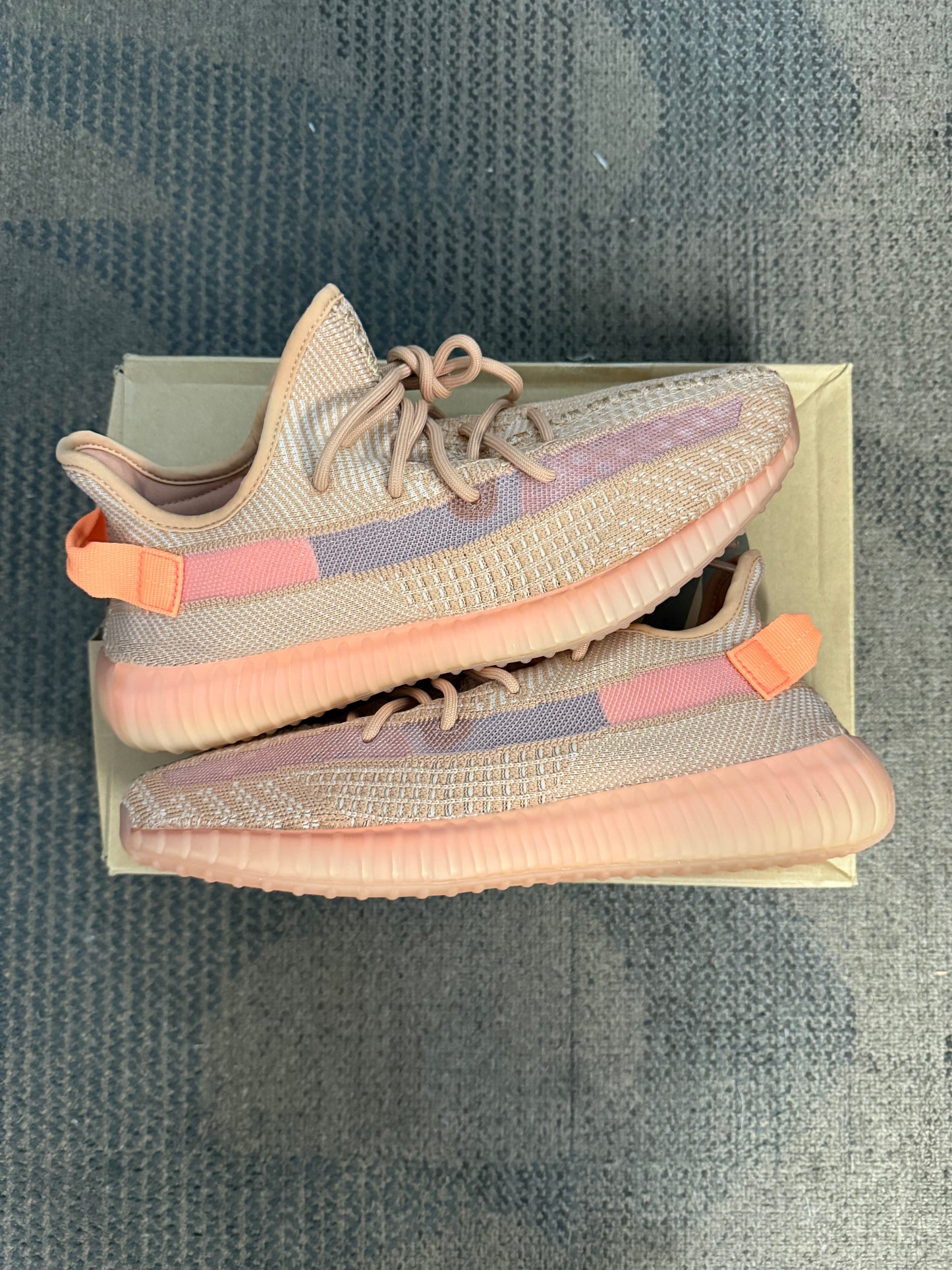 adidas Yeezy Boost 350 V2 Clay SZ 11.5