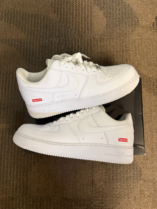 Nike Air Force 1 Low Supreme White SZ 12