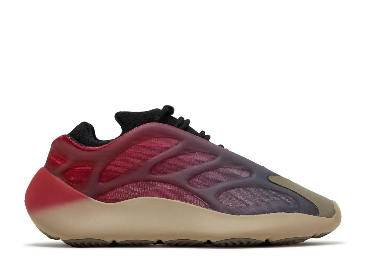 Yeezy 700 V3 Fade Carbon SZ 10.5