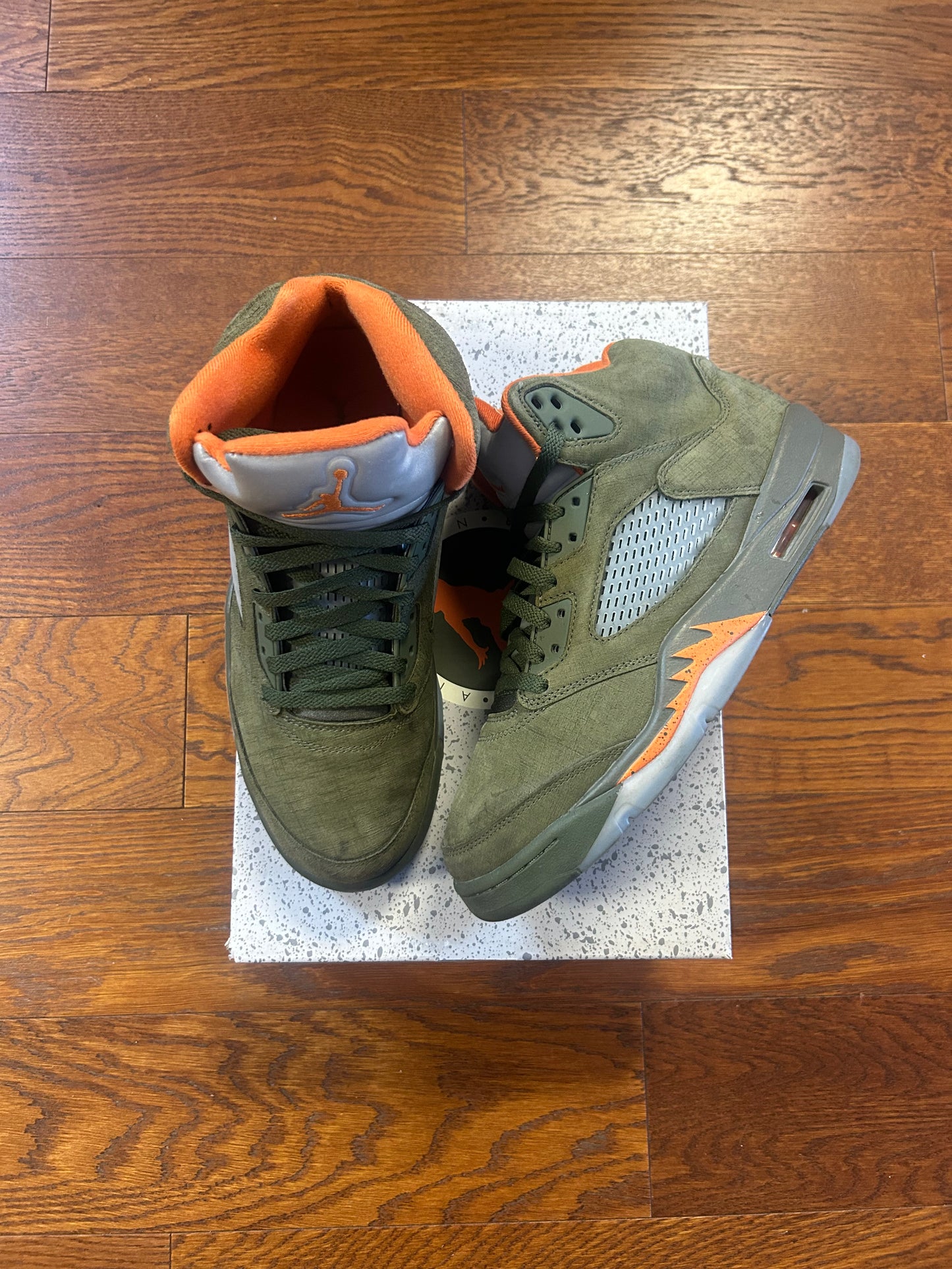 Olive 5 SZ 9.5