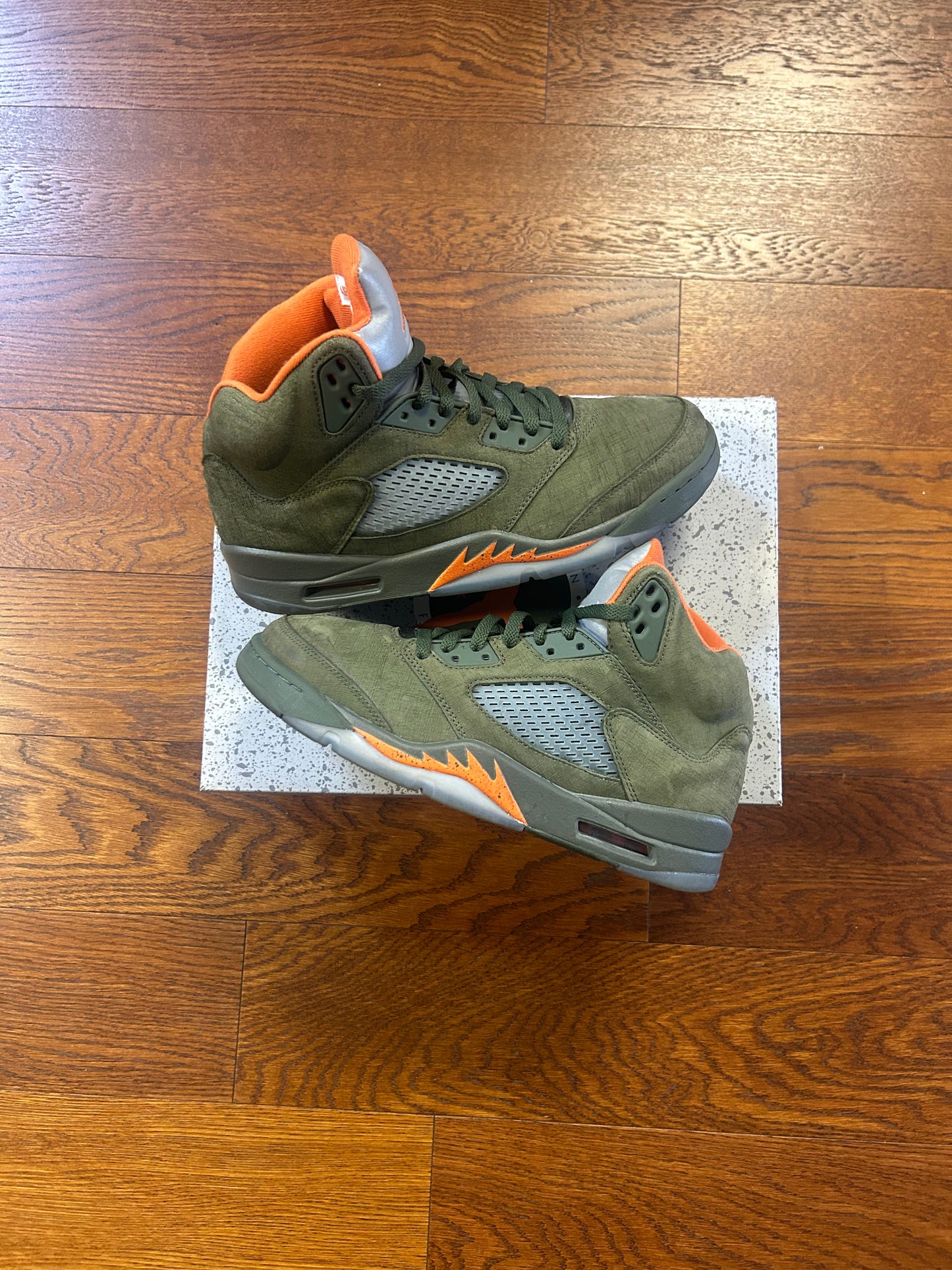 Olive 5 SZ 9.5