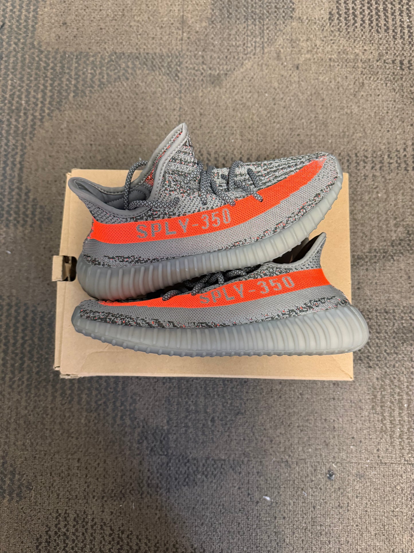 adidas Yeezy Boost 350 V2 Beluga SZ 7.5