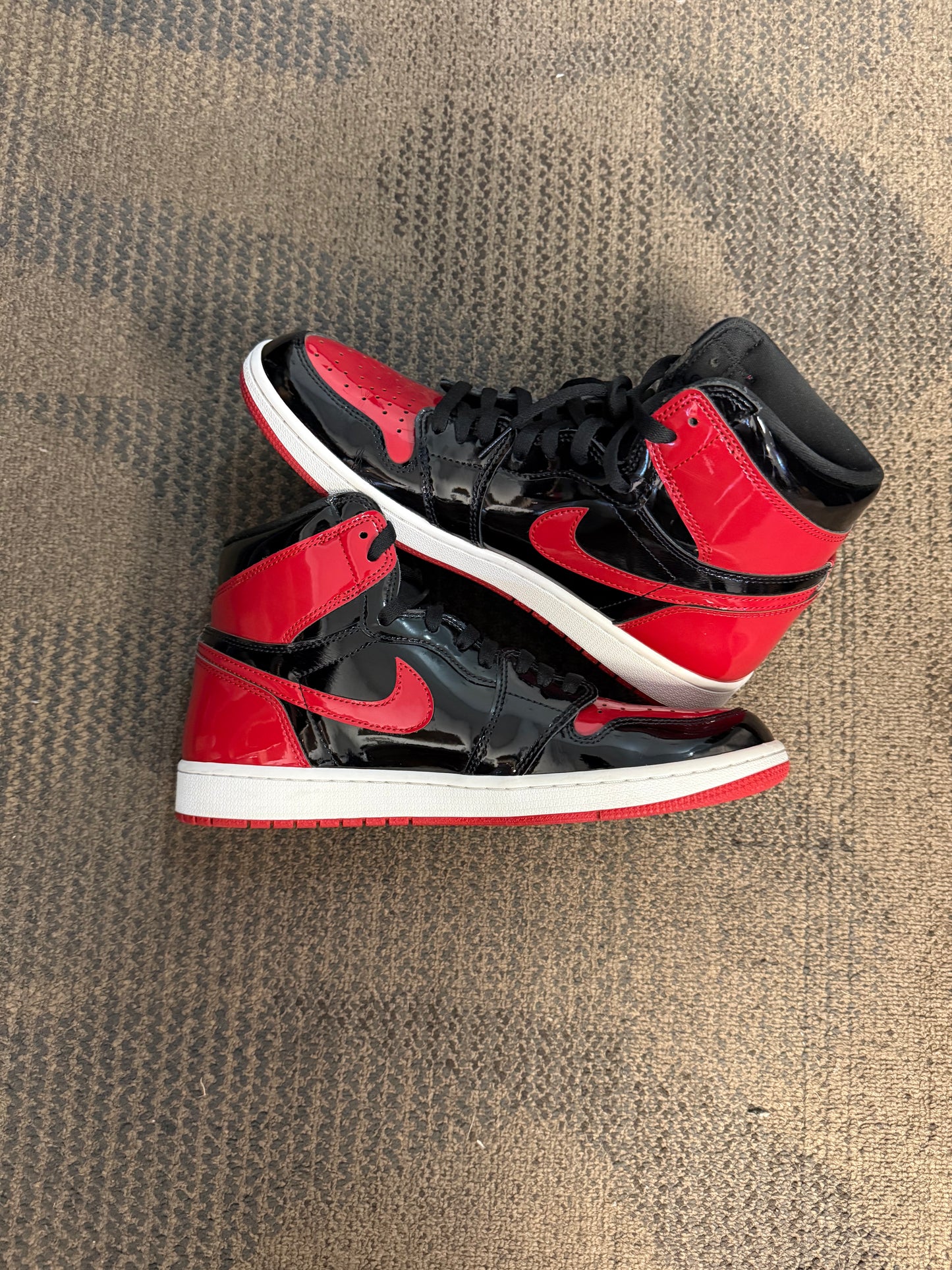 Jordan 1 Retro High OG Patent Bred SZ 12