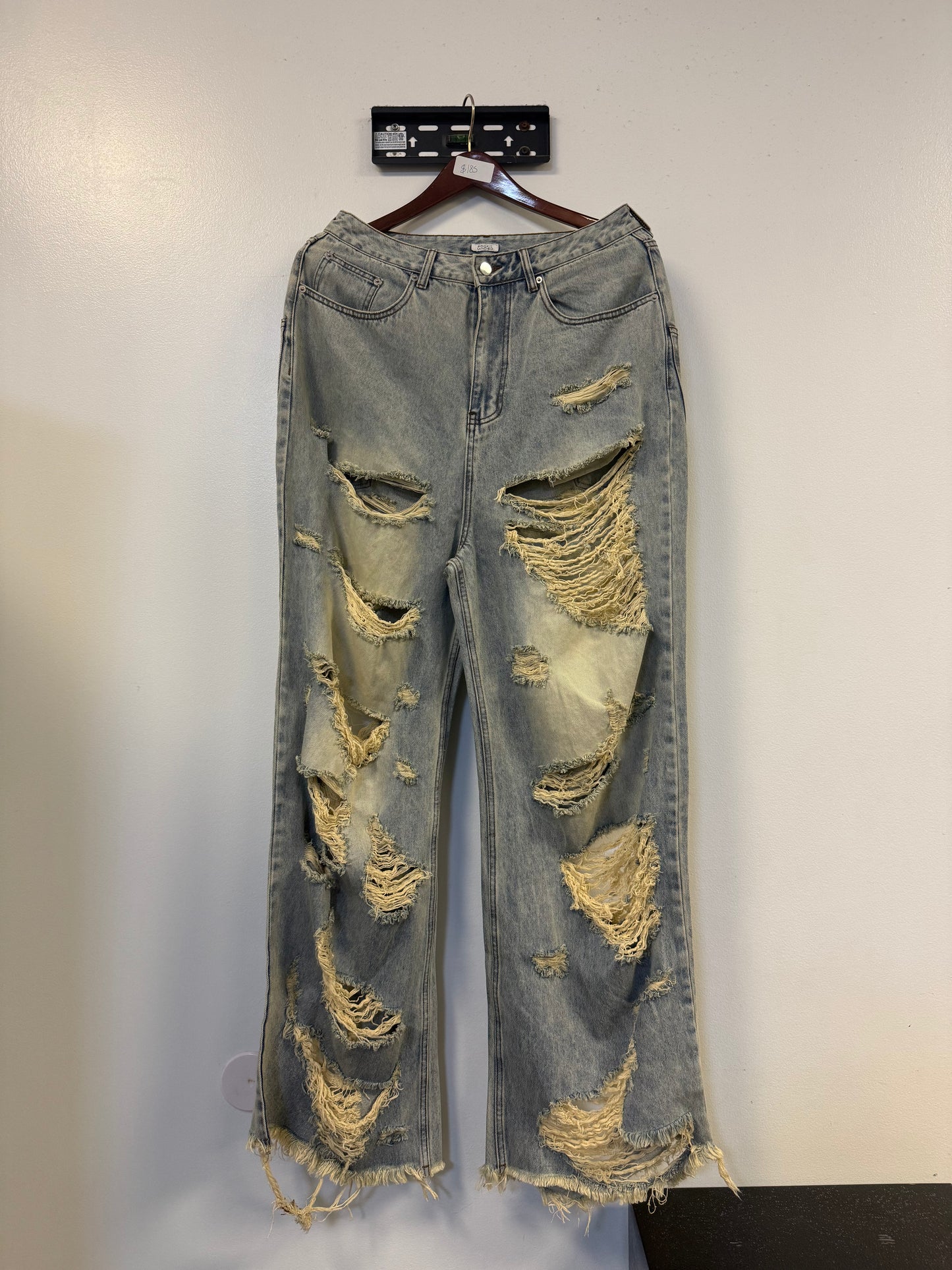 Profit Minded Jeans - Size 32