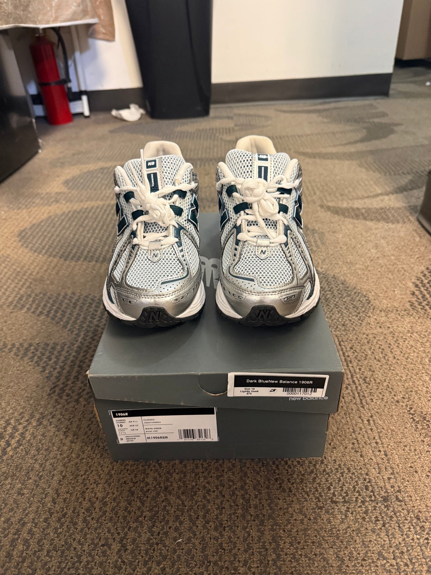 New Balance 1906R Silver Metallic Deep Ocean Size 10