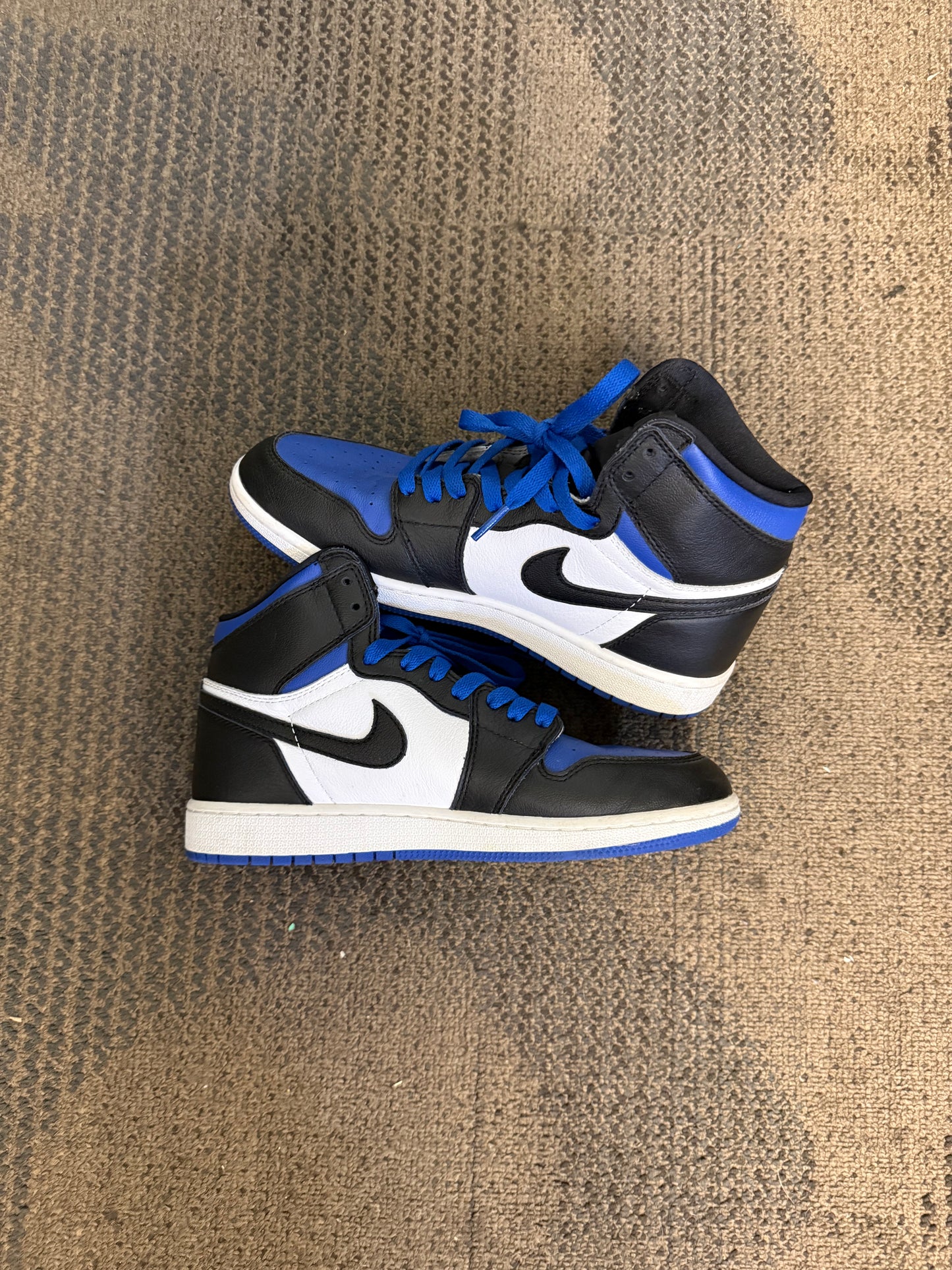 Jordan 1 Retro High Royal Toe SZ 7Y