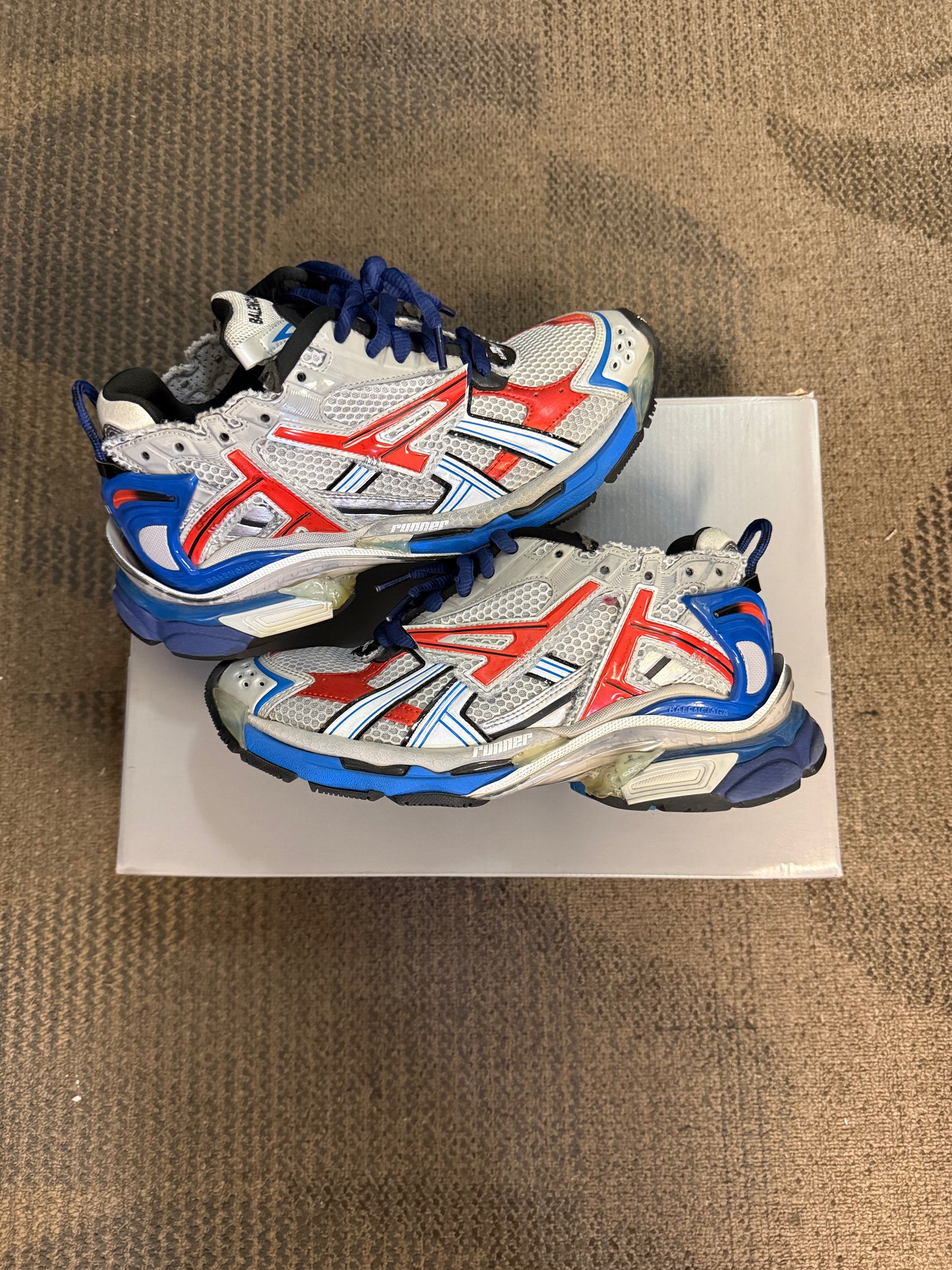 Balenciaga Runner Grey Blue Red Black SZ 41