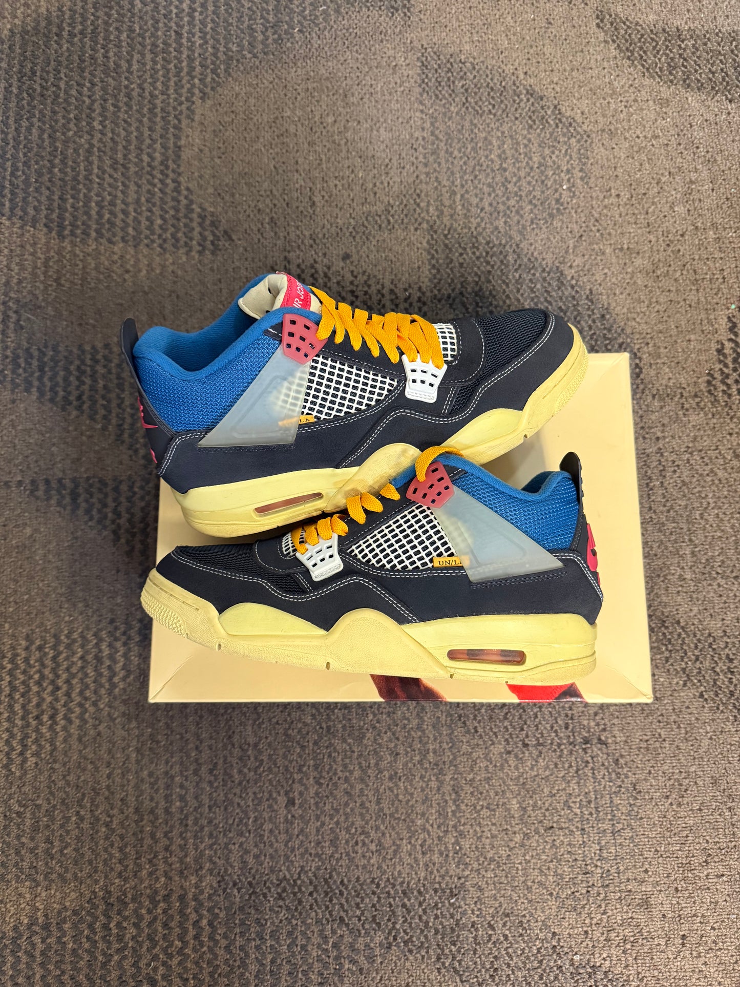 Jordan 4 Retro Union Off Noir SZ 9