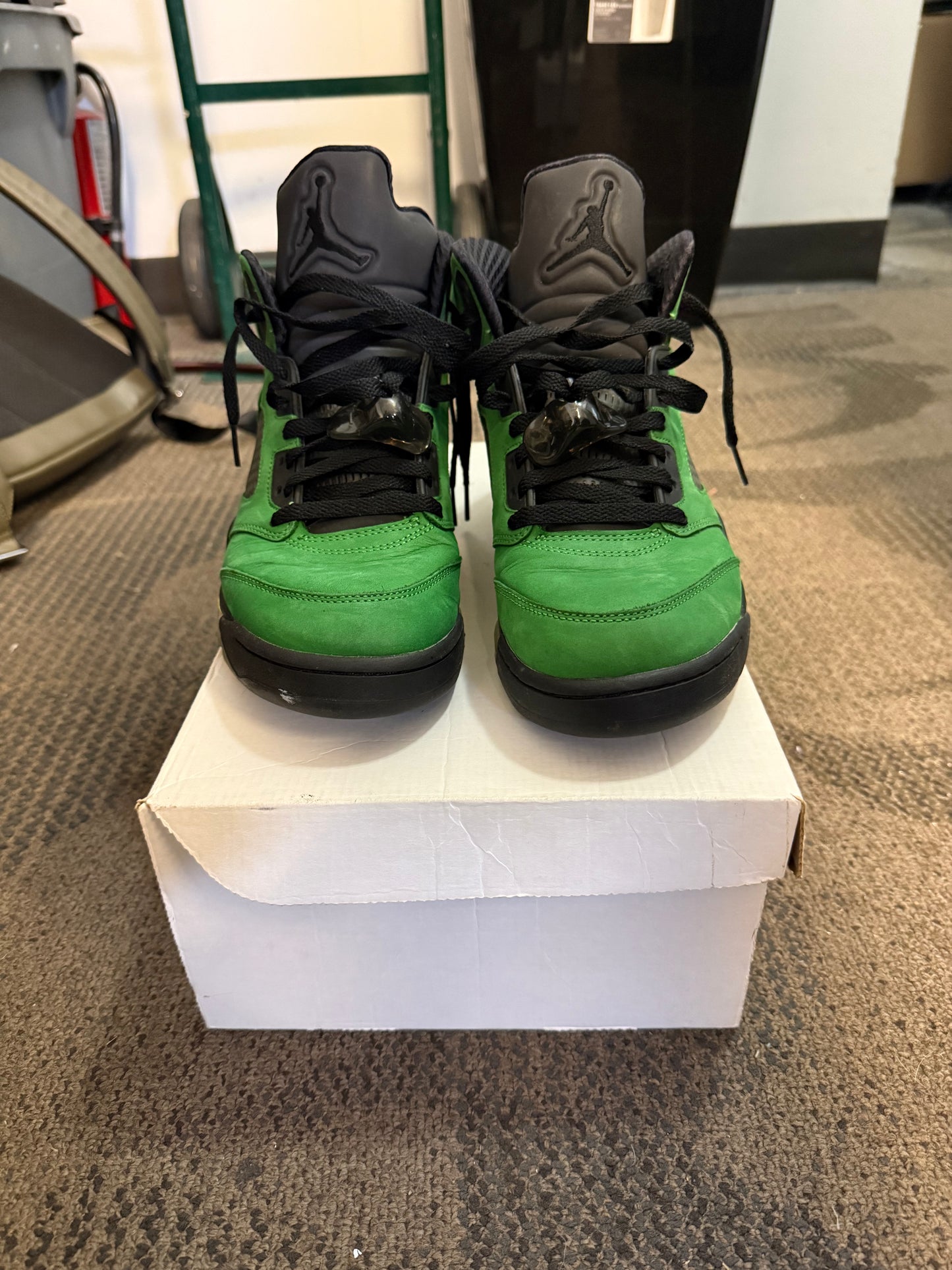 Jordan 5 Retro SE Oregon SZ 9