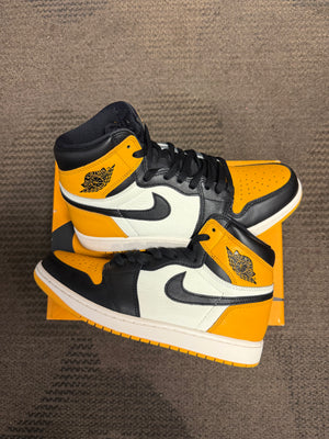 Air Jordan 1 Retro High Taxi SZ 9.5