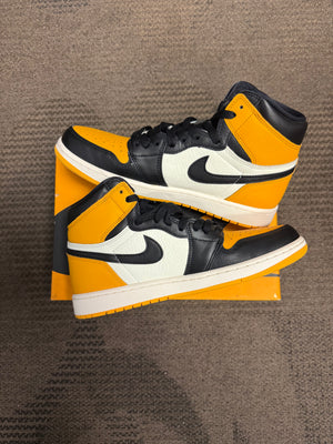 Air Jordan 1 Retro High Taxi SZ 9.5