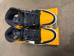 Air Jordan 1 Retro High Taxi SZ 9.5