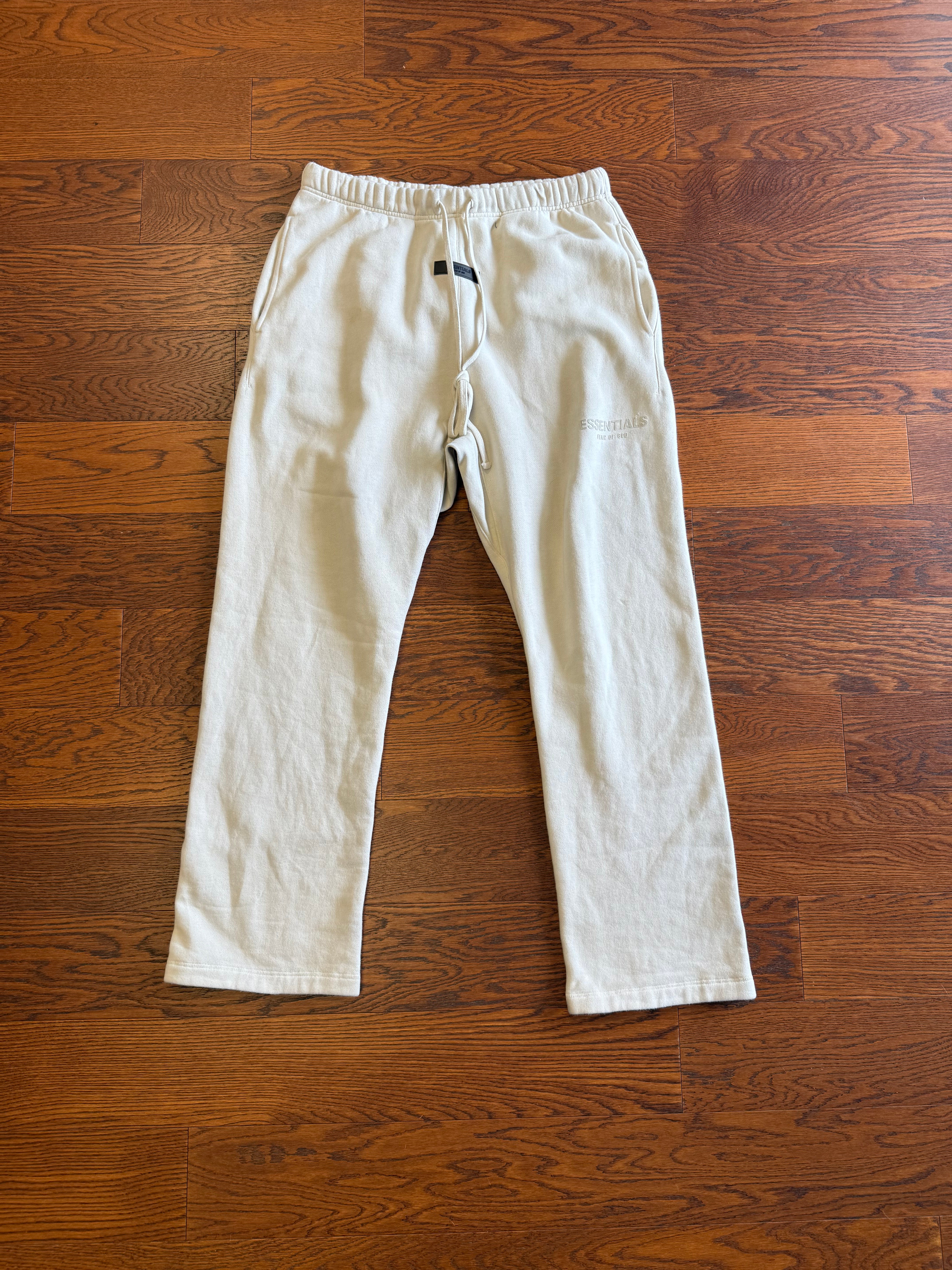 Essential Sweatpants SZ L
