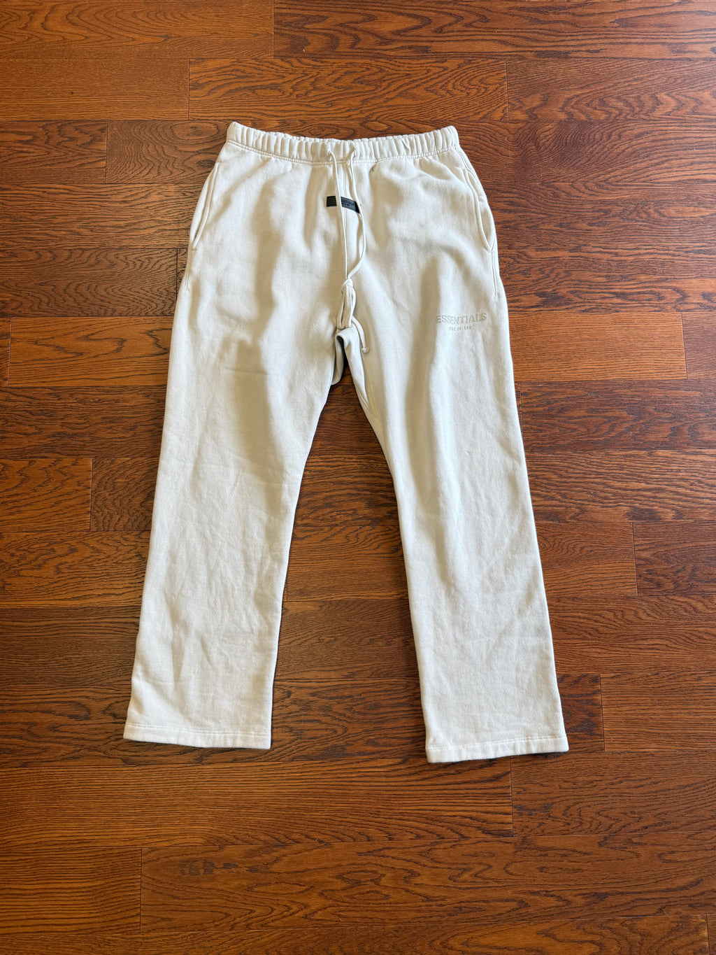 Essential Sweatpants SZ L