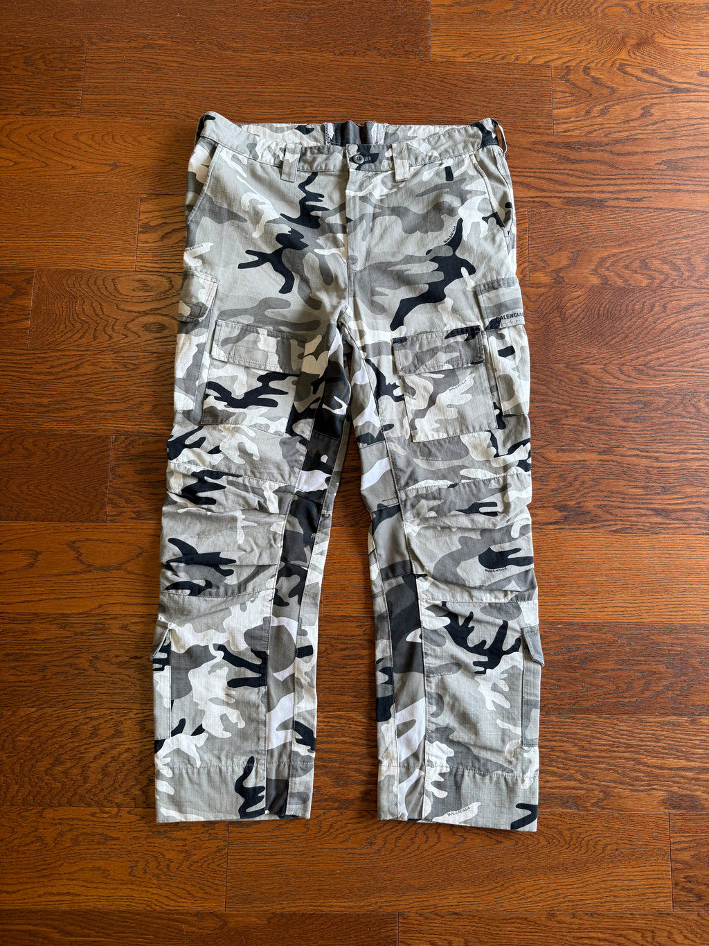 Balenciaga Cargo Pants SZ L