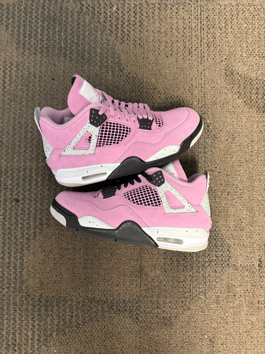 Women Jordan 4 Retro Orchid SZ 11 (9.5)