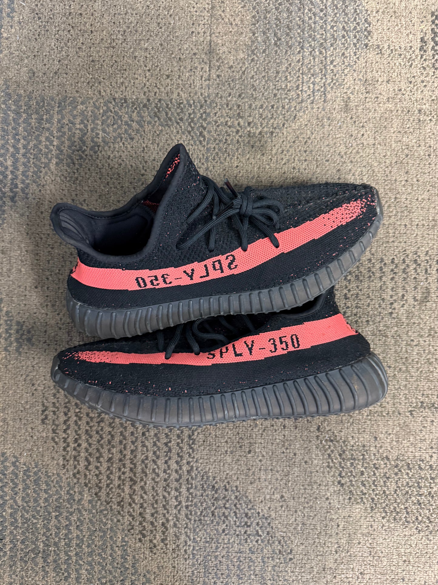 adidas Yeezy Boost 350 V2 Core Black Red