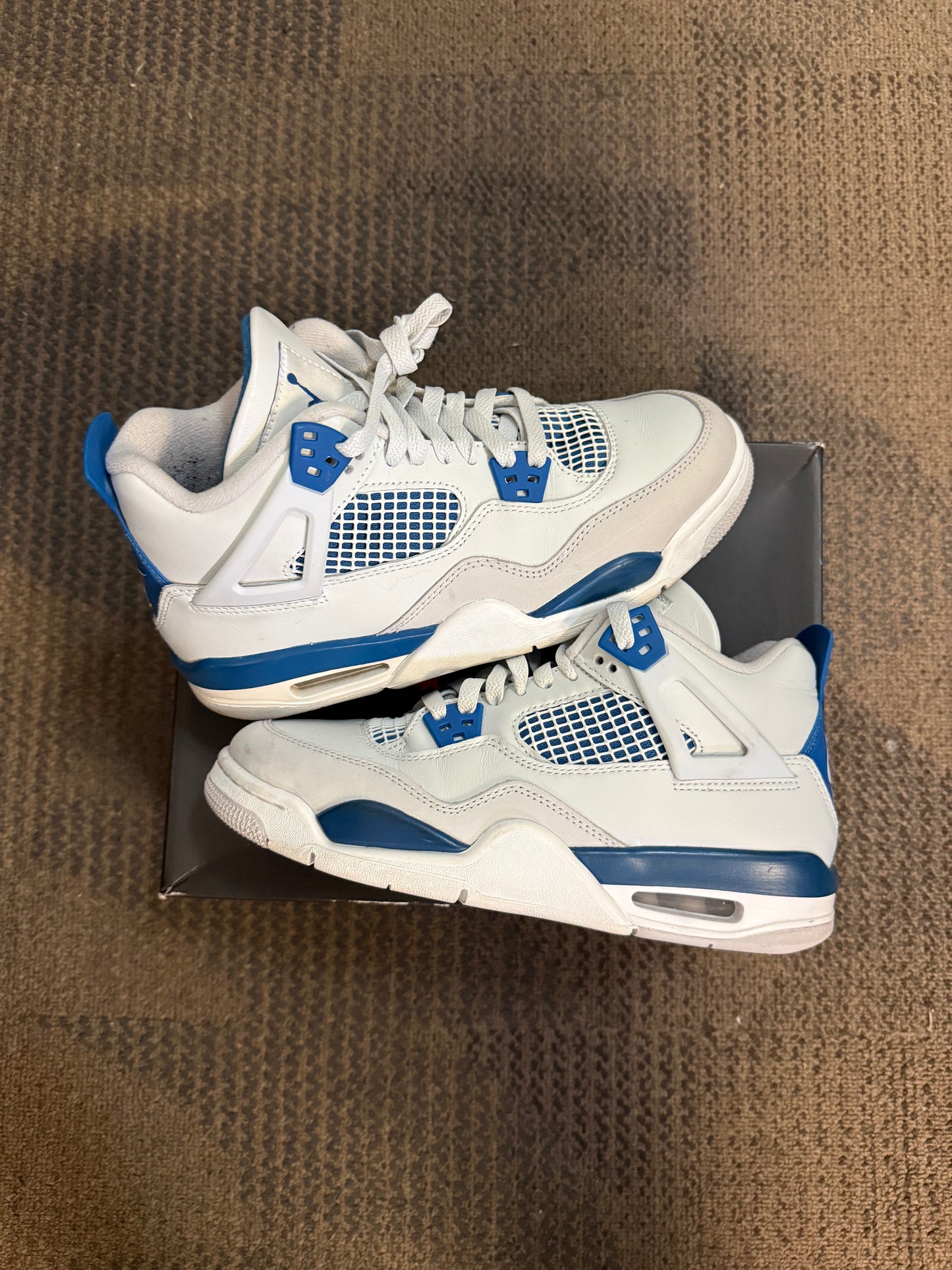 Jordan 4 Retro Military Blue (2024) SZ 7Y