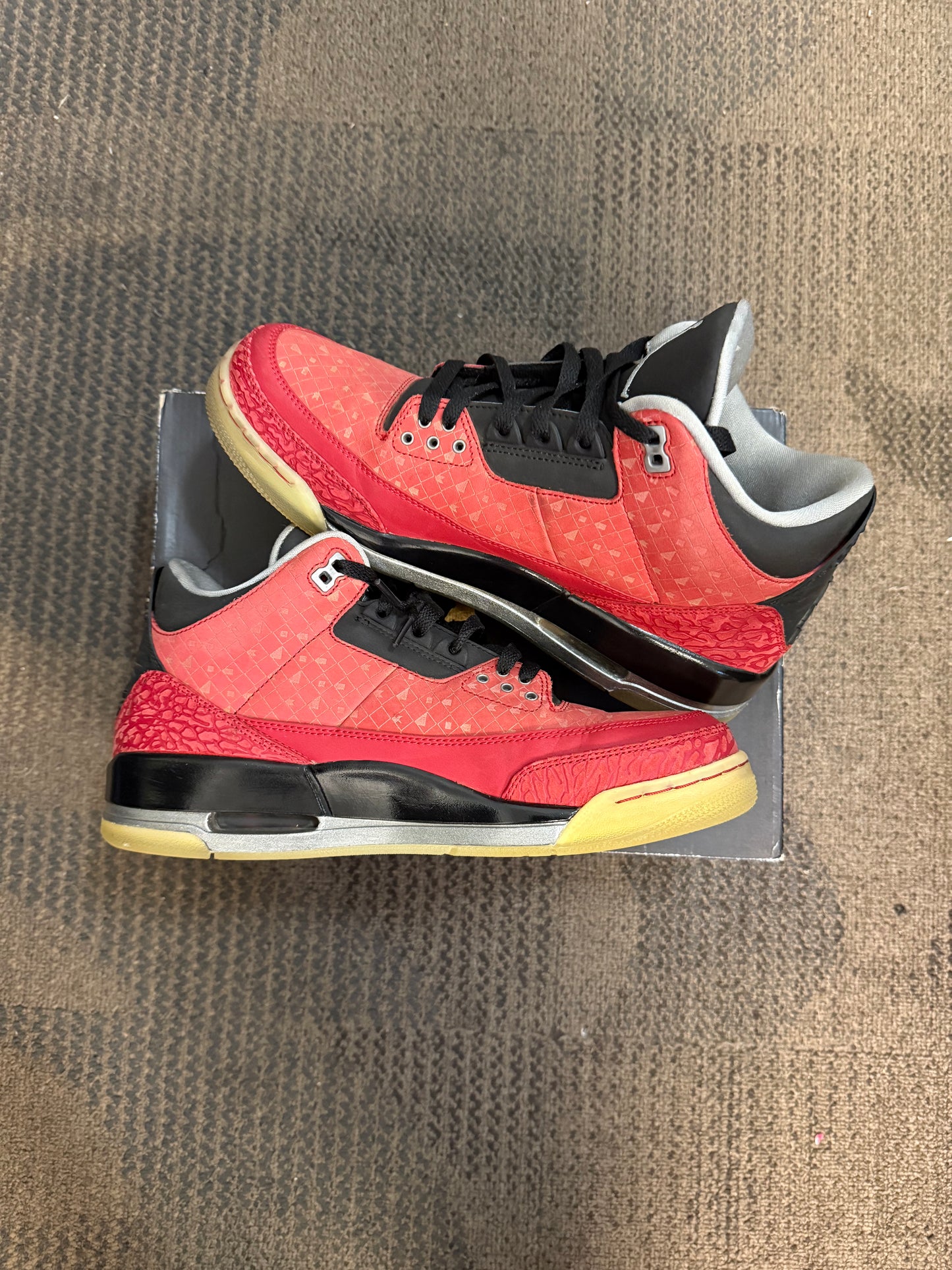 Jordan 3 Retro Doernbecher (2013) SZ 10