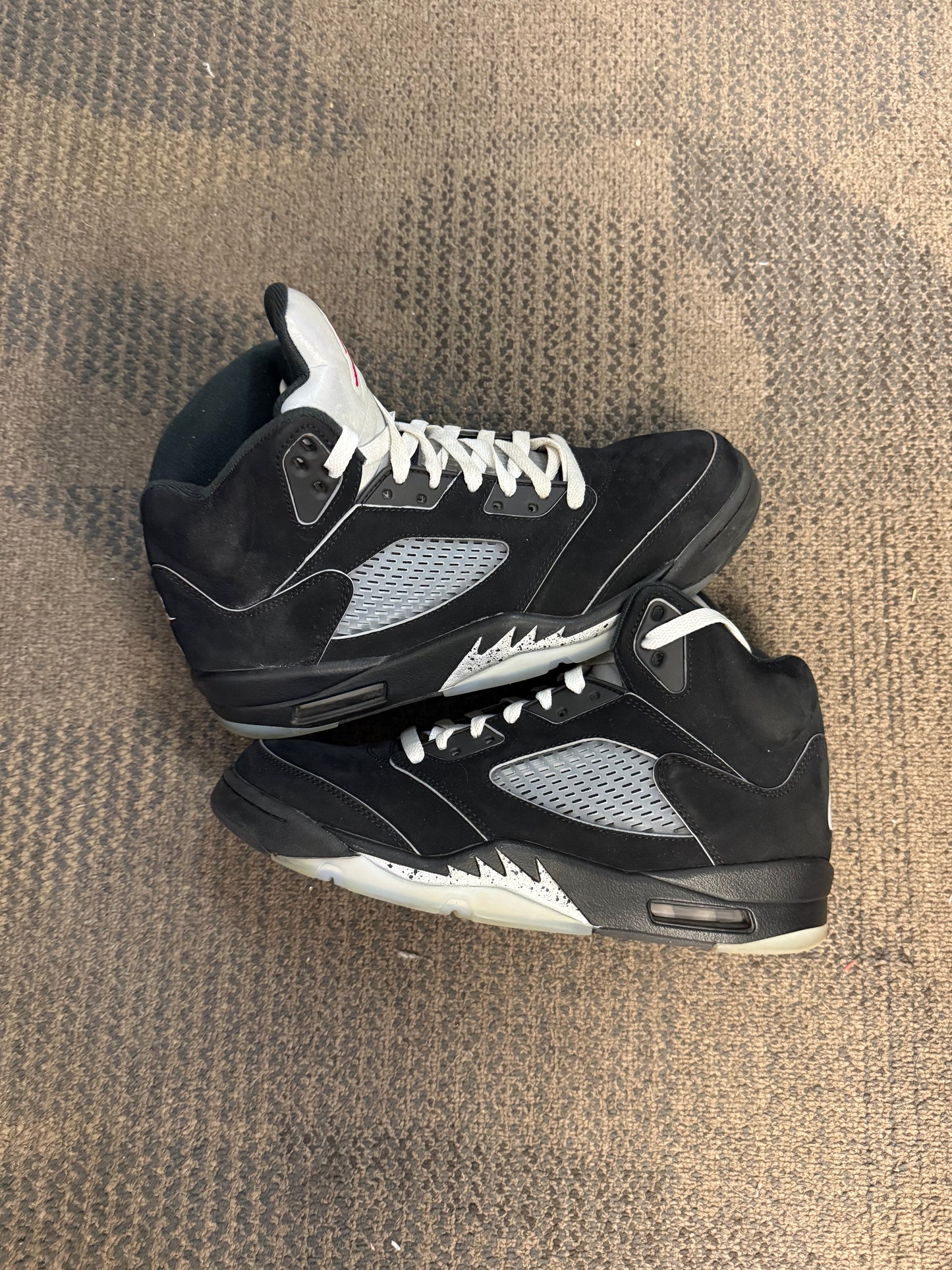 Jordan 5 Retro OG Black Metallic Reimagined