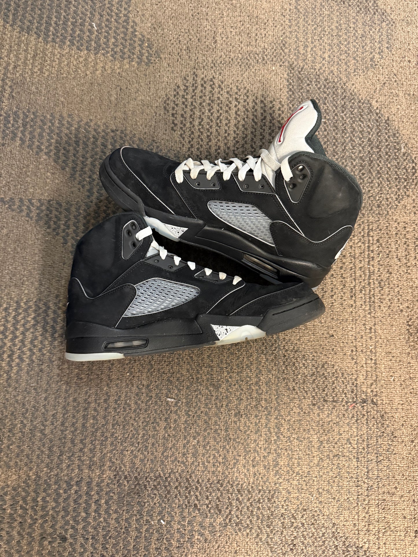 Jordan 5 Retro OG Black Metallic Reimagined