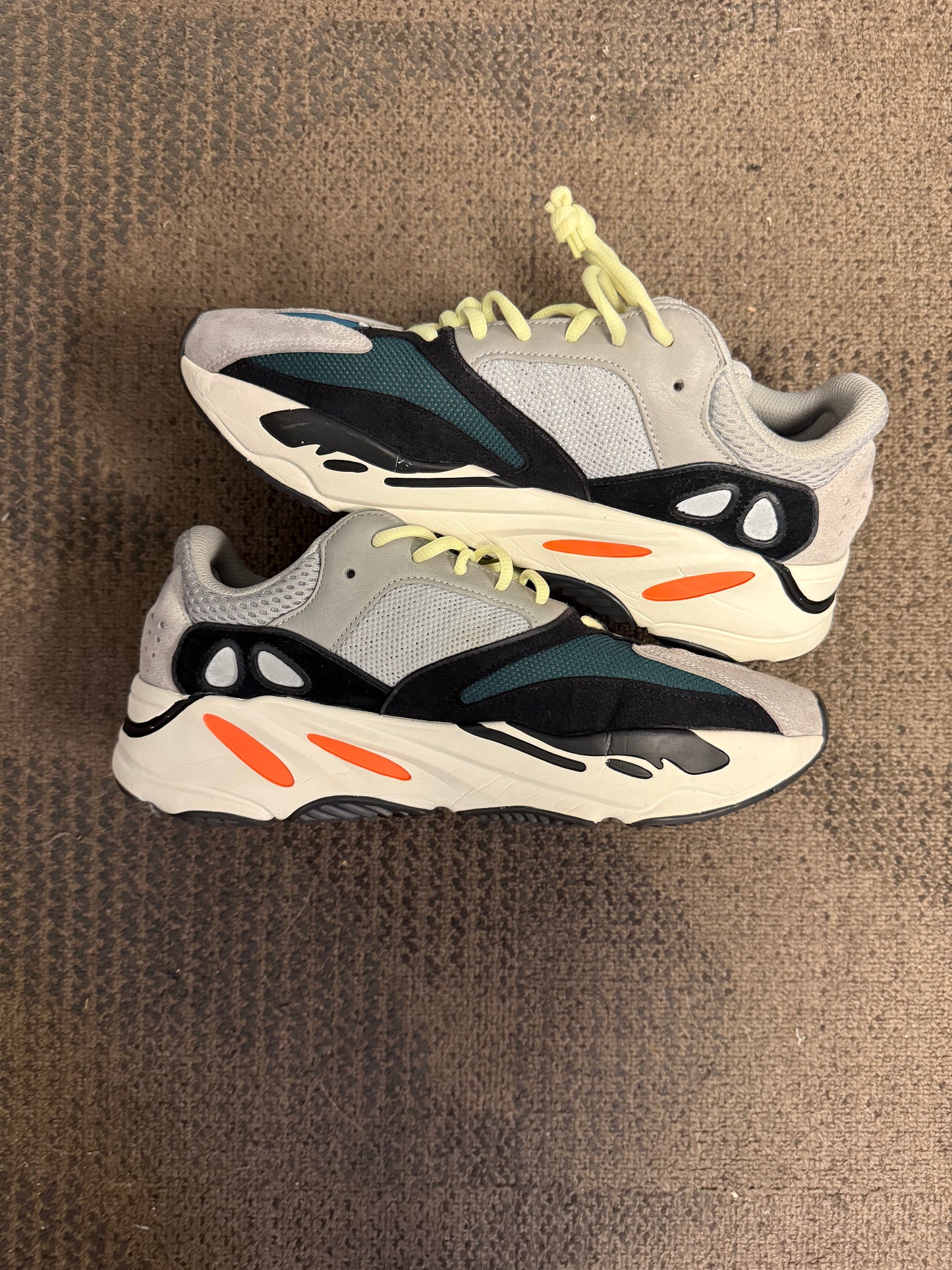 adidas Yeezy Boost 700 Wave Runner SZ 11