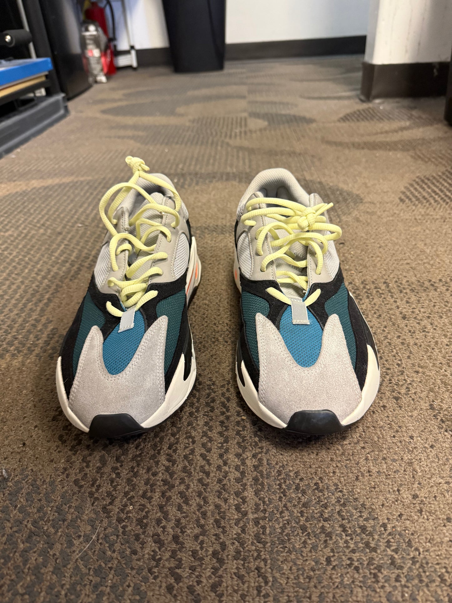 adidas Yeezy Boost 700 Wave Runner SZ 11