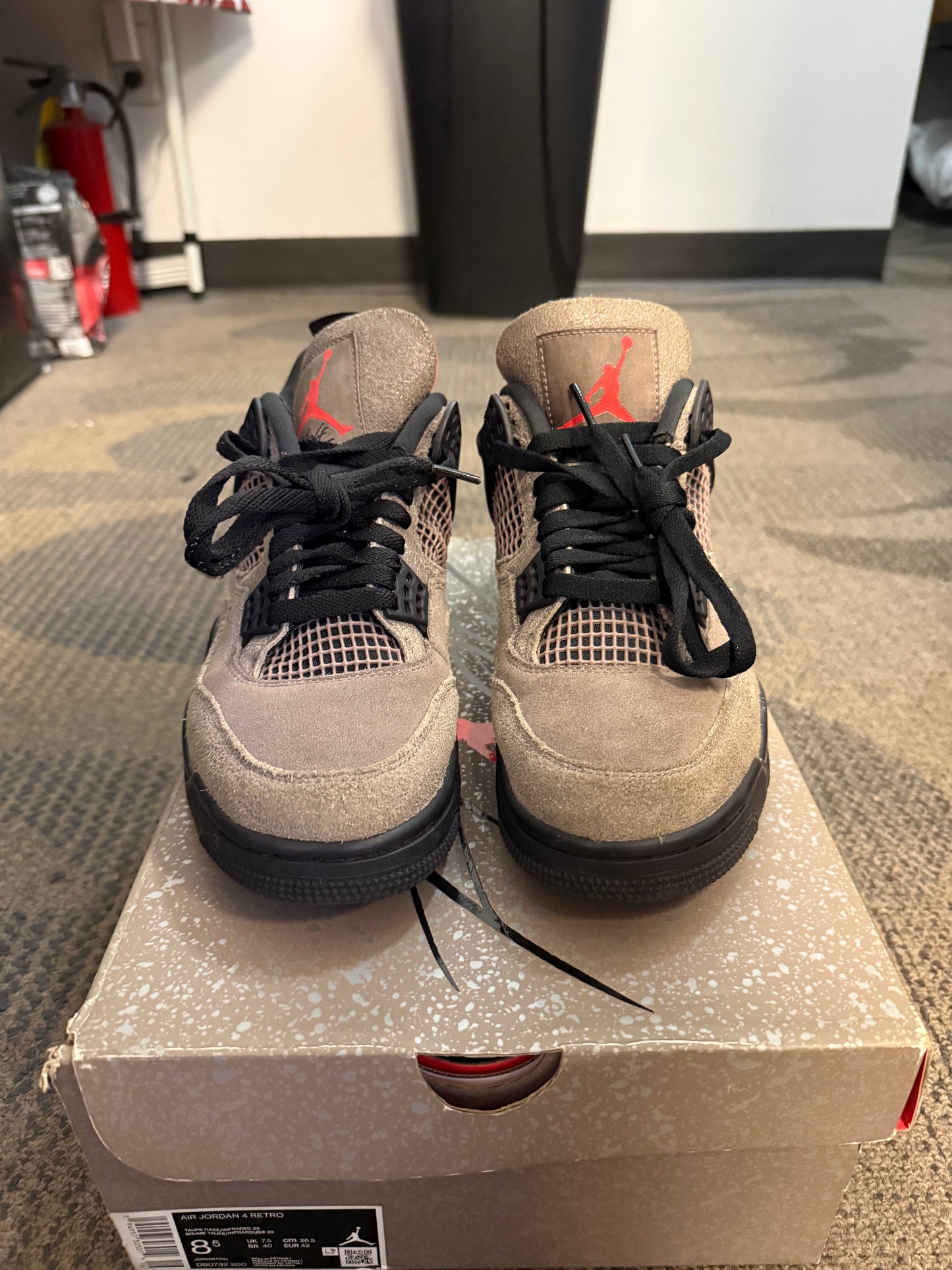 Jordan 4 Retro Taupe Haze SZ 8.5