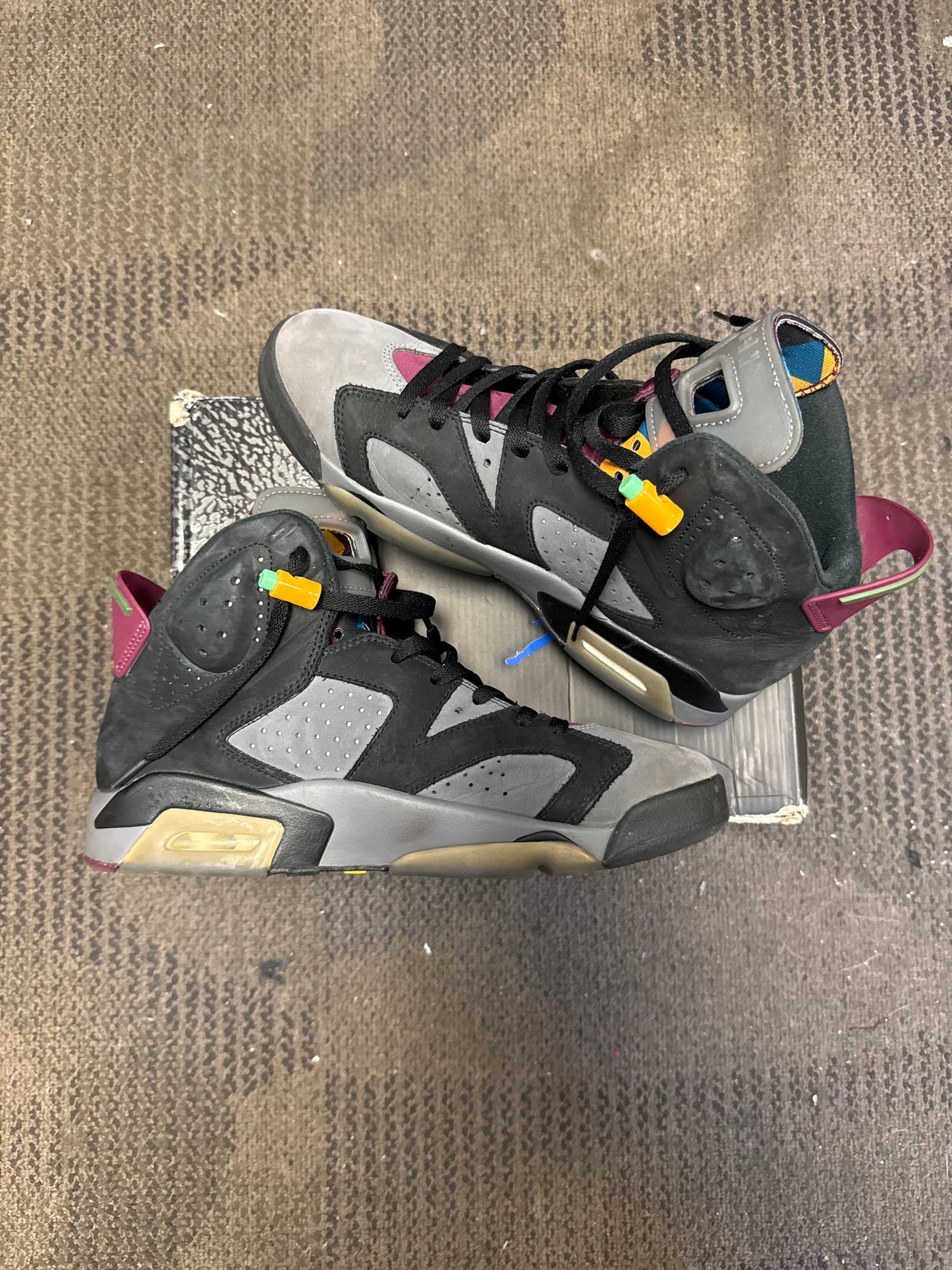 Jordan 6 Retro Bordeaux SZ 10