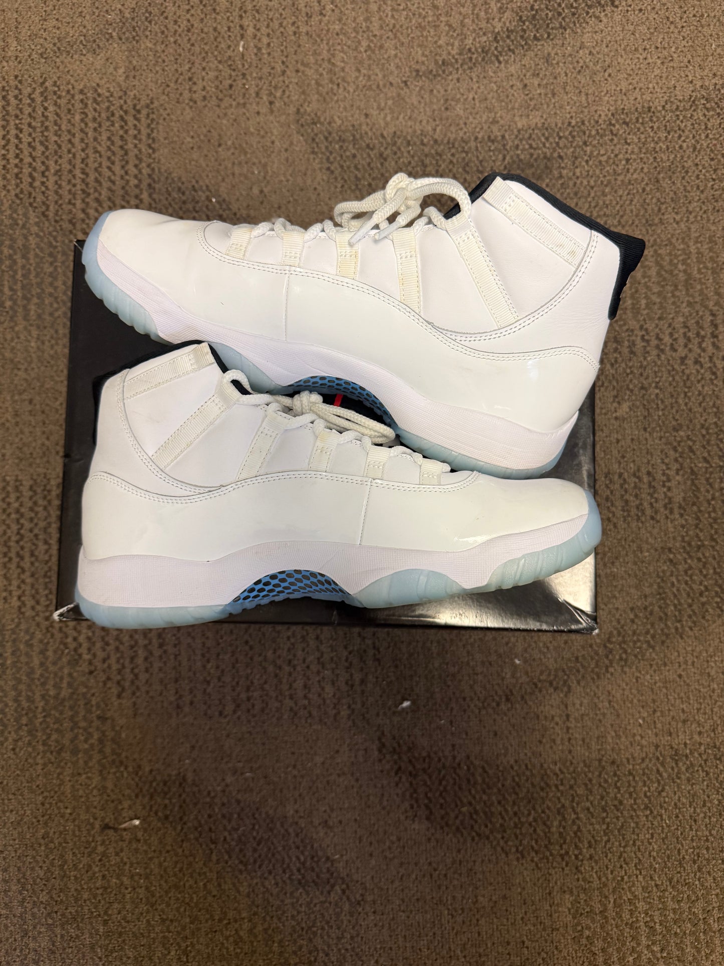 Jordan 11 Retro Legend Blue (2024) SZ 12